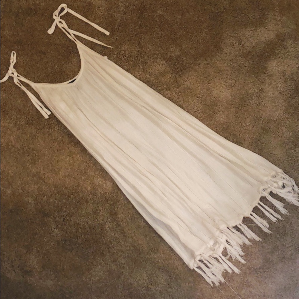 White fringe tassel bottom swimsuit coverup